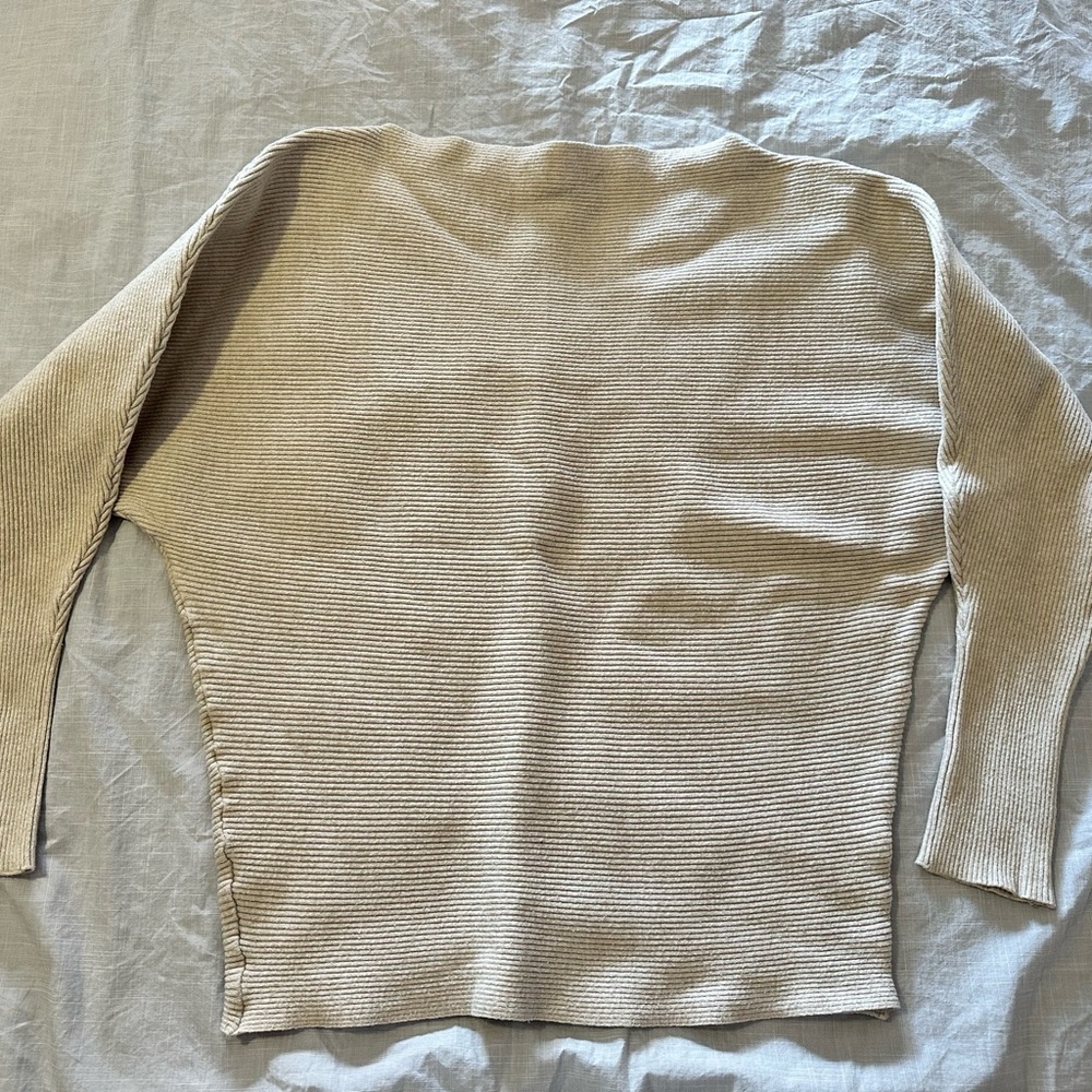 42.  BELLDINI |  SWEATER
